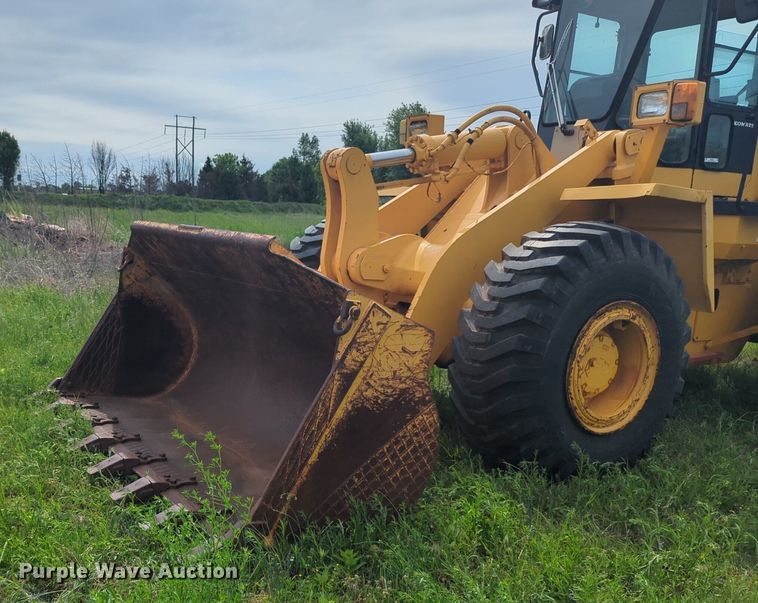 image for item NZ9660 1990 Komatsu WA380-1 wheel loader