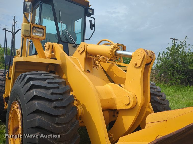 image for item NZ9660 1990 Komatsu WA380-1 wheel loader