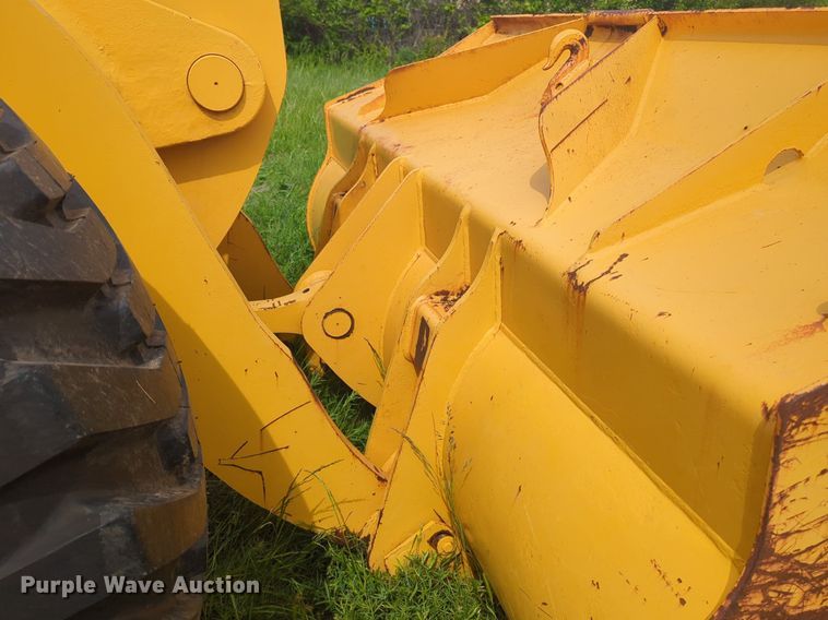 image for item NZ9660 1990 Komatsu WA380-1 wheel loader