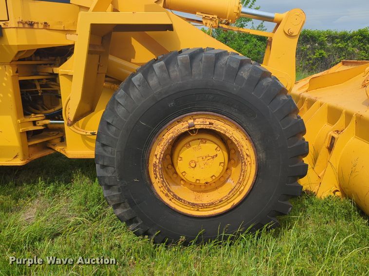 image for item NZ9660 1990 Komatsu WA380-1 wheel loader