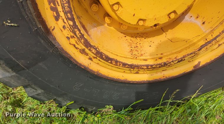 image for item NZ9660 1990 Komatsu WA380-1 wheel loader