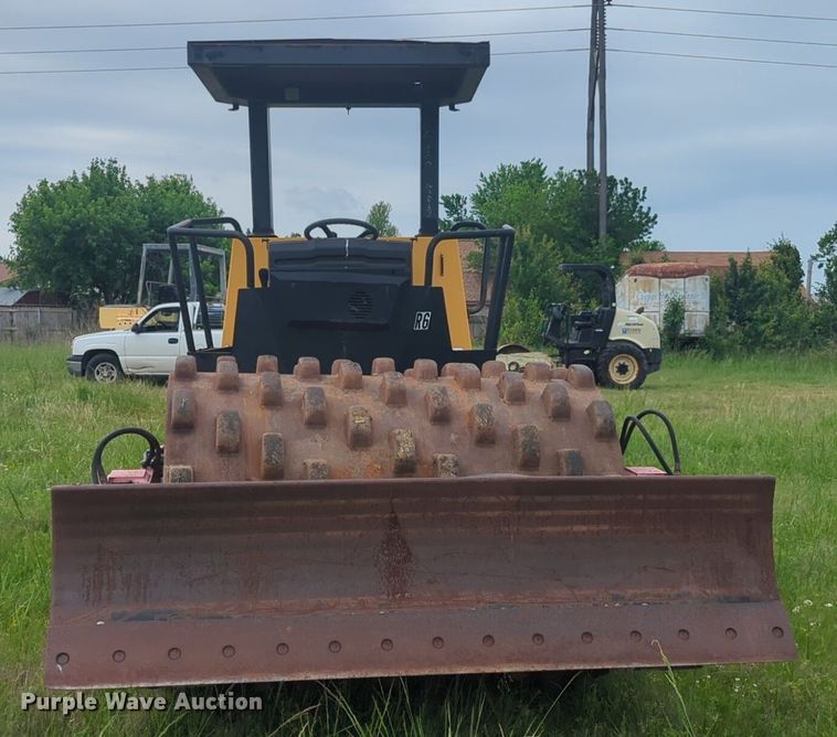 image for item NZ9661 1999 Dynapac CA152PD single drum vibratory roller