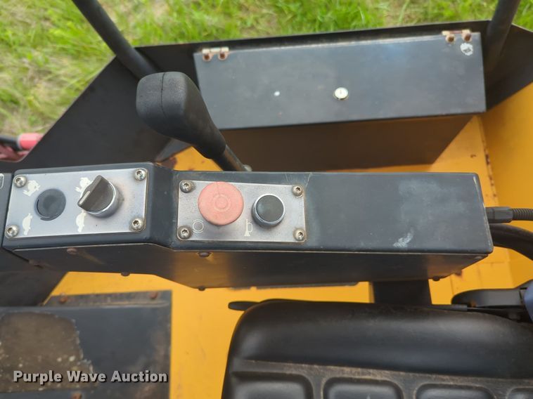 image for item NZ9661 1999 Dynapac CA152PD single drum vibratory roller