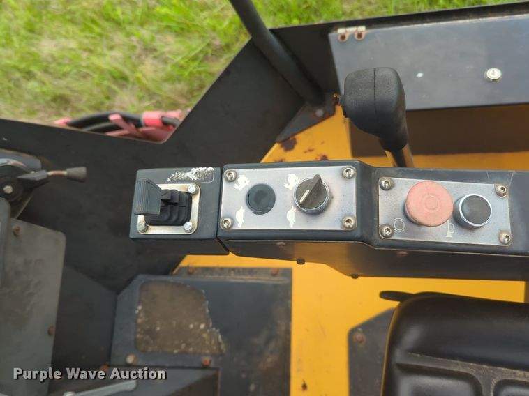 image for item NZ9661 1999 Dynapac CA152PD single drum vibratory roller