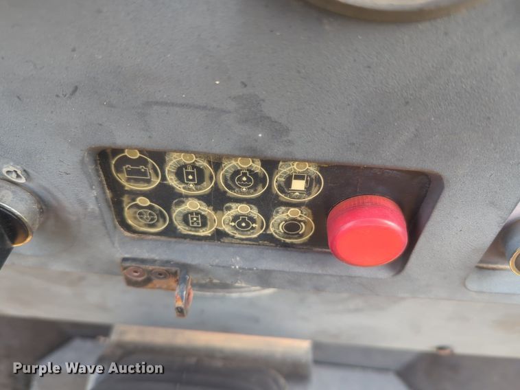 image for item NZ9661 1999 Dynapac CA152PD single drum vibratory roller