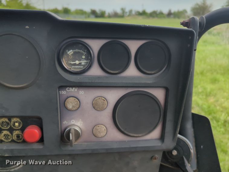 image for item NZ9661 1999 Dynapac CA152PD single drum vibratory roller