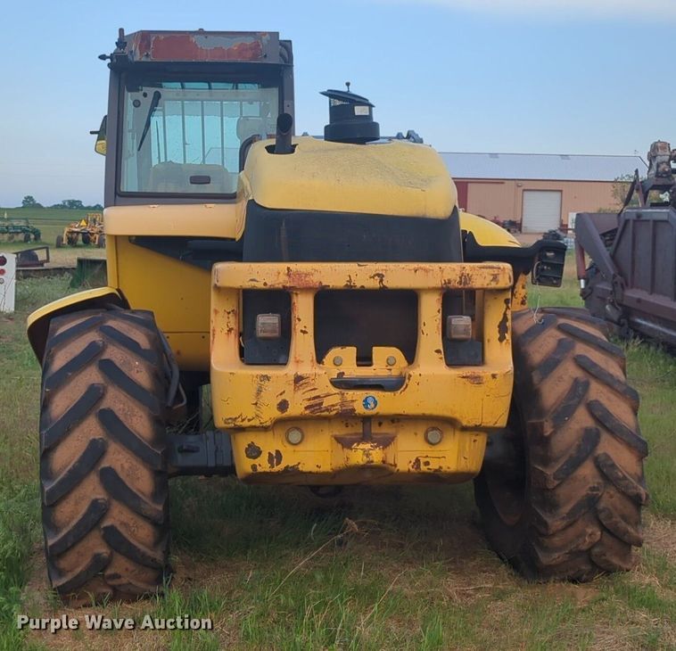 image for item NZ9680 2000 New Holland LM430 telehandler