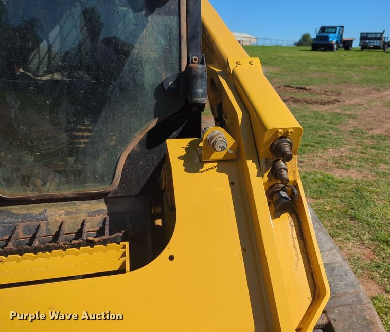 image for item NZ9685 2019 Caterpillar 289D3 skid steer loader