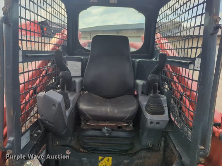 image for item NZ9714 2019 Kubota SVL95-2S tracked skid steer loader