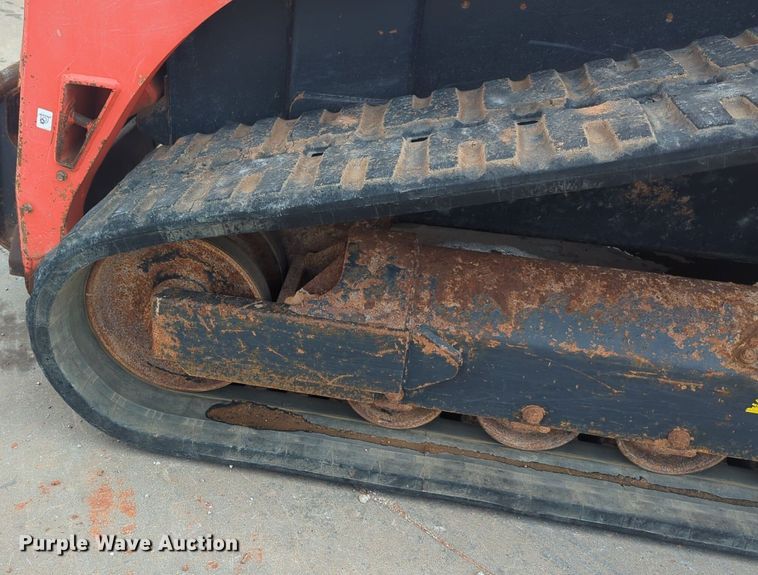 image for item NZ9714 2019 Kubota SVL95-2S tracked skid steer loader