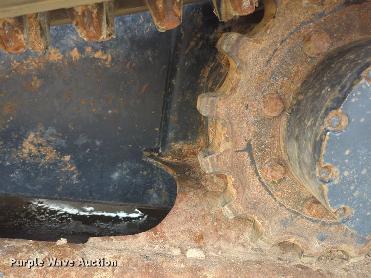 image for item NZ9714 2019 Kubota SVL95-2S tracked skid steer loader