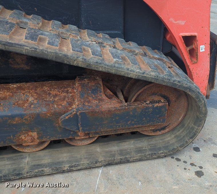 image for item NZ9714 2019 Kubota SVL95-2S tracked skid steer loader