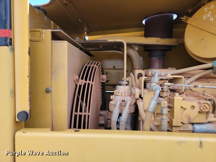 image for item NZ9760 1998 Caterpillar  CP-563C single drum vibratory roller