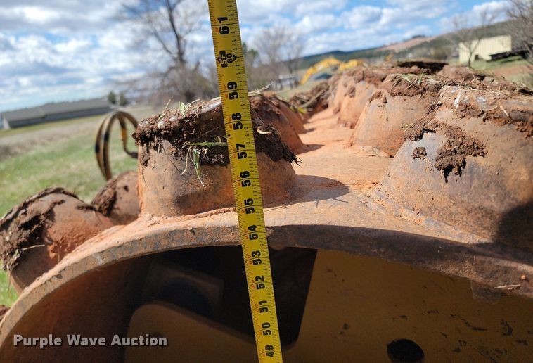 image for item NZ9760 1998 Caterpillar  CP-563C single drum vibratory roller