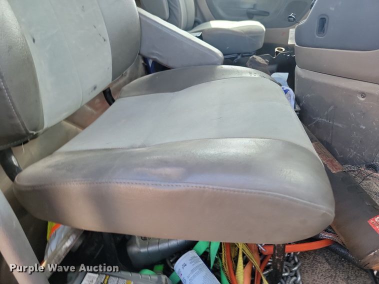 image for item NZ9762 2012 Freightliner  Cascadia  roll-off container truck