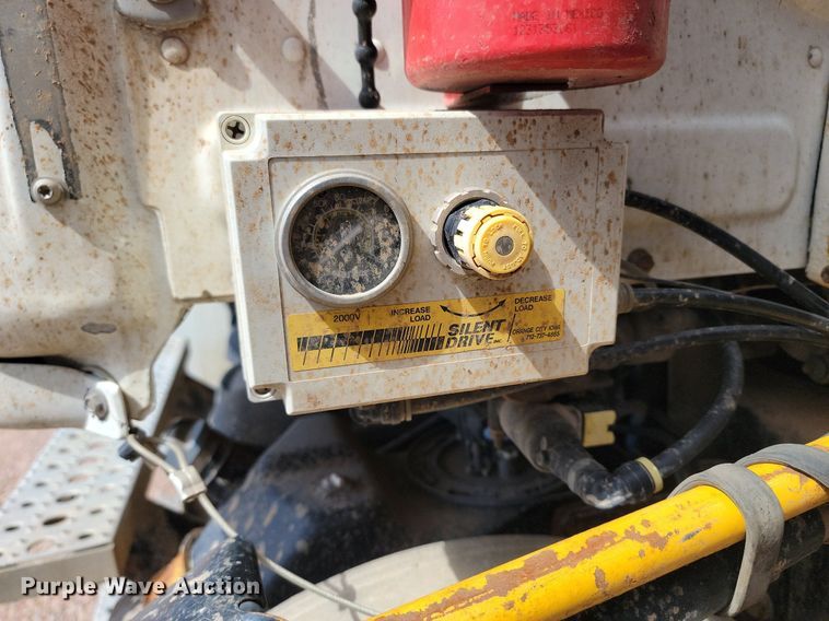 image for item NZ9762 2012 Freightliner  Cascadia  roll-off container truck