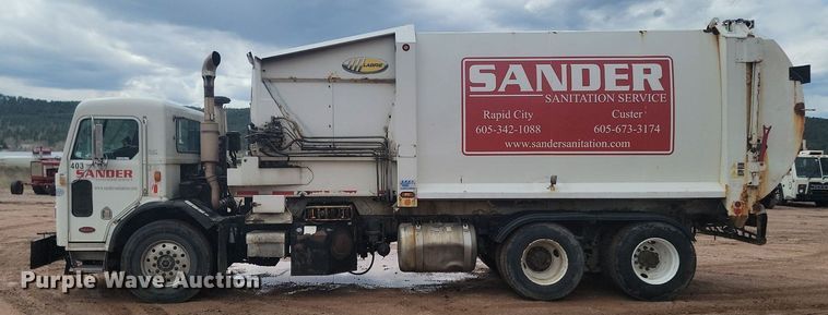 image for item NZ9763 2009 Peterbilt  320 refuse truck