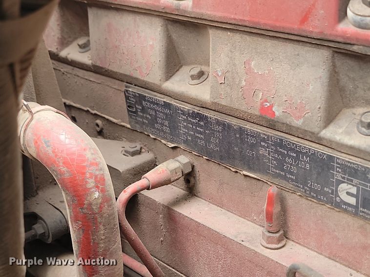 image for item NZ9763 2009 Peterbilt  320 refuse truck