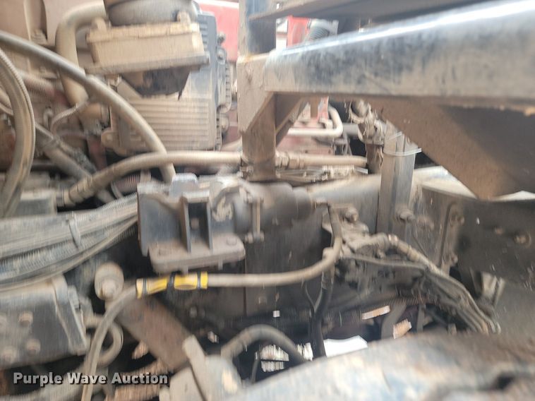 image for item NZ9763 2009 Peterbilt  320 refuse truck