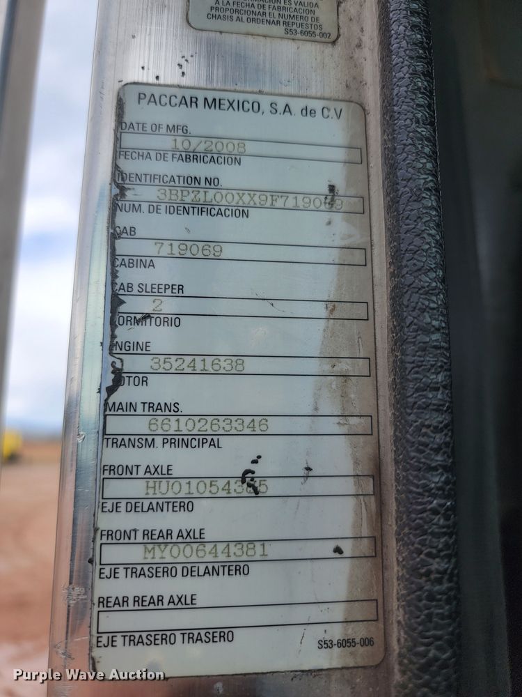 image for item NZ9763 2009 Peterbilt  320 refuse truck