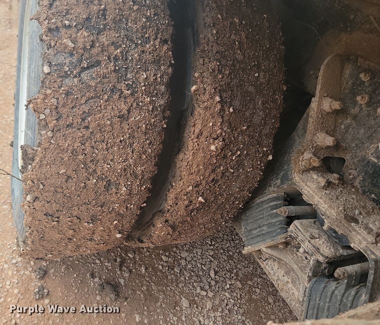 image for item NZ9764 2009 Peterbilt  320 refuse truck