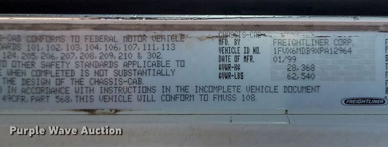 image for item NZ9765 1999 Freightliner  FL112 roll-off container truck