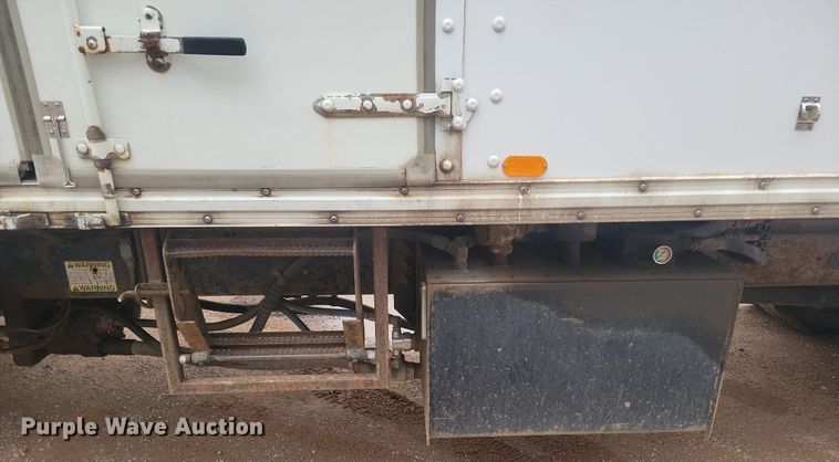 image for item NZ9767 2003 International  4300 SBA  paper shredder truck