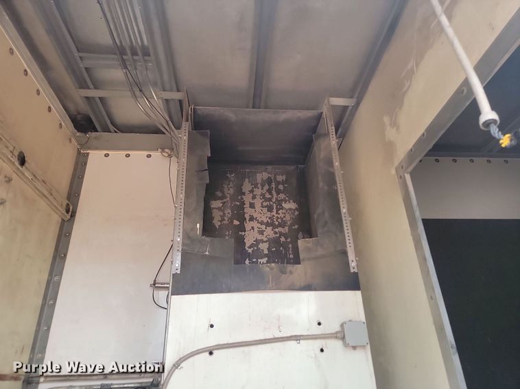 image for item NZ9767 2003 International  4300 SBA  paper shredder truck