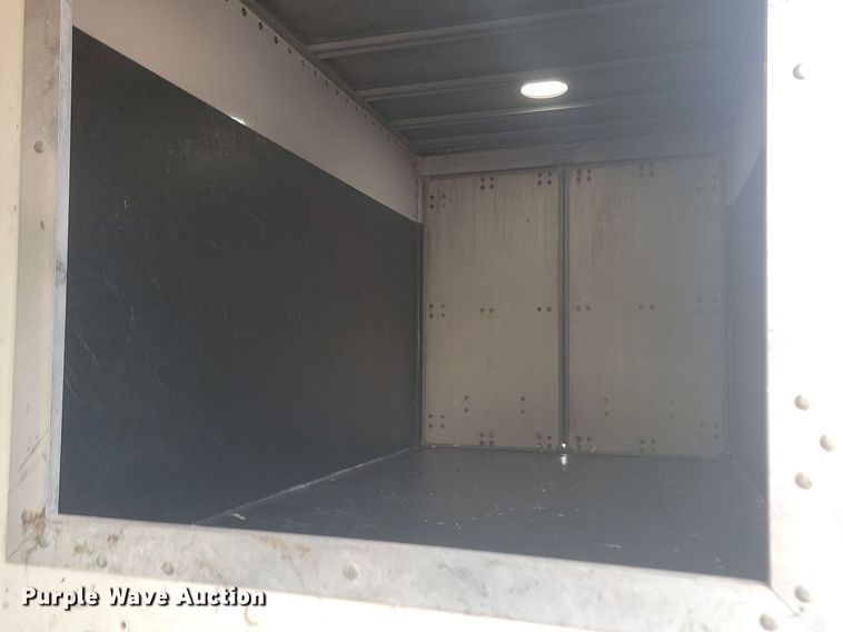 image for item NZ9767 2003 International  4300 SBA  paper shredder truck