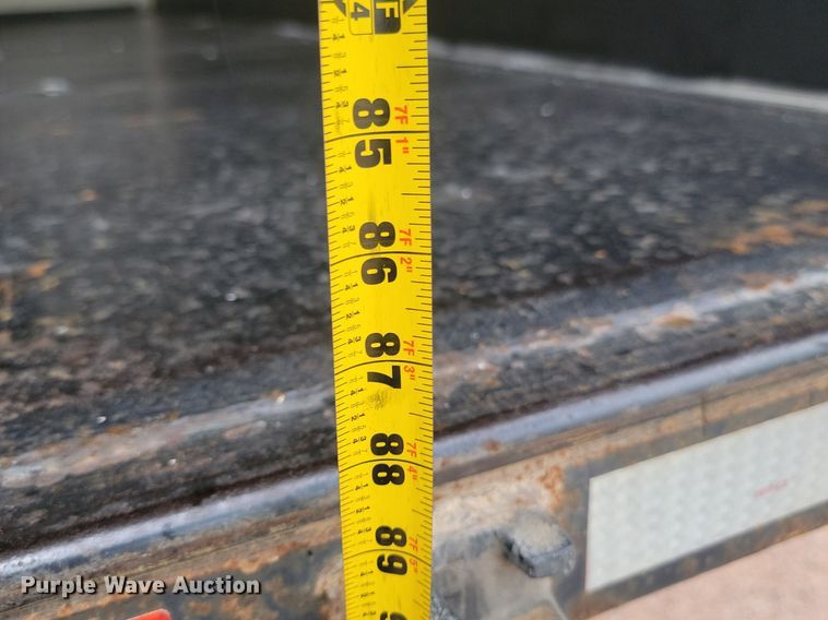 image for item NZ9767 2003 International  4300 SBA  paper shredder truck