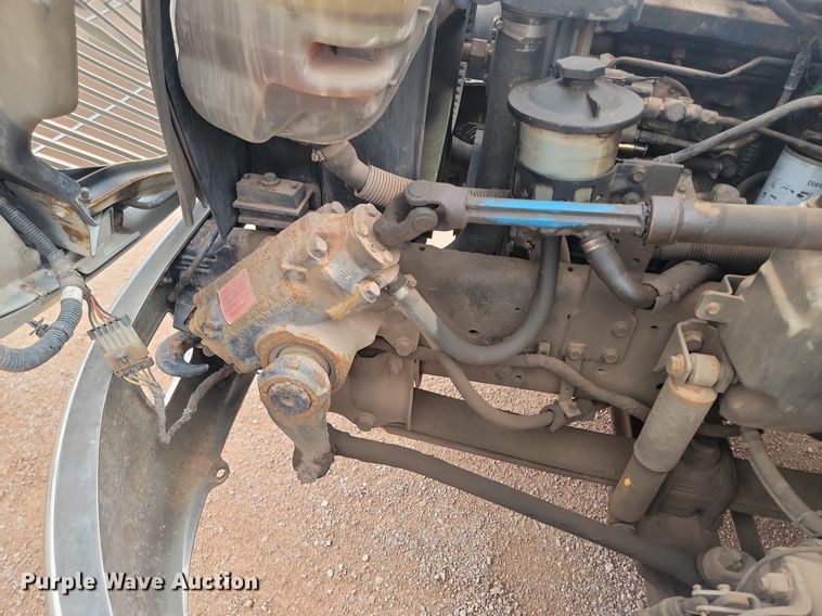 image for item NZ9767 2003 International  4300 SBA  paper shredder truck