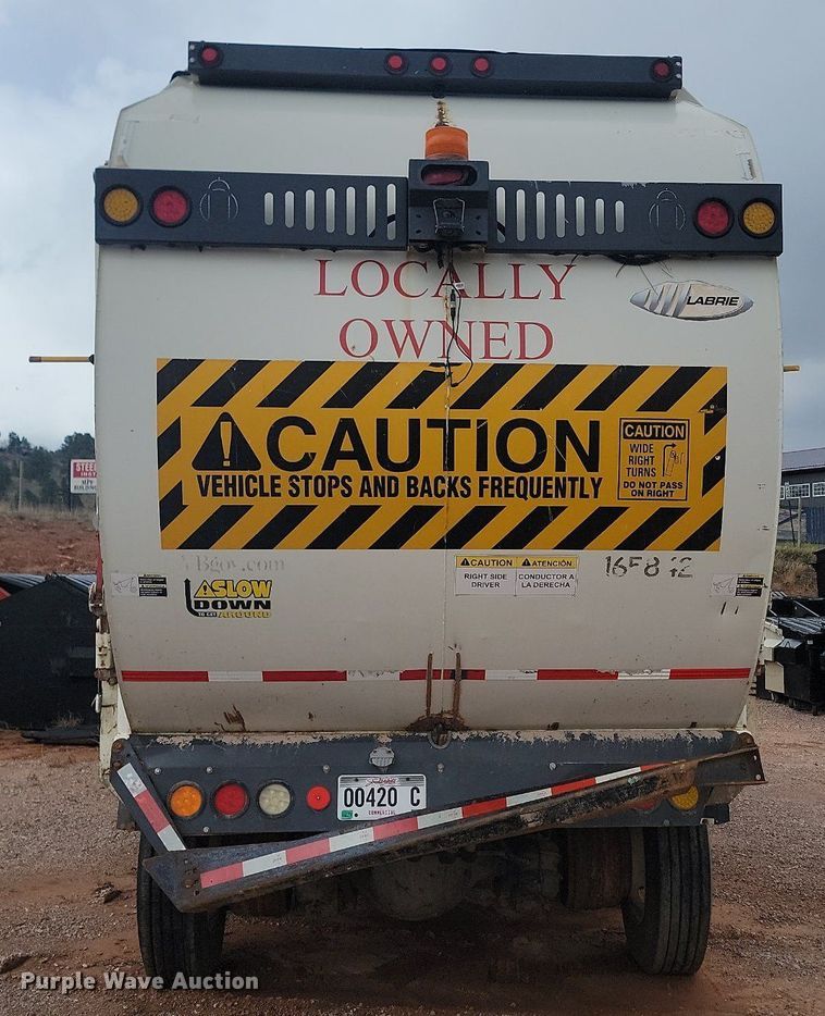 image for item NZ9768 2011 Mack LEU refuse truck