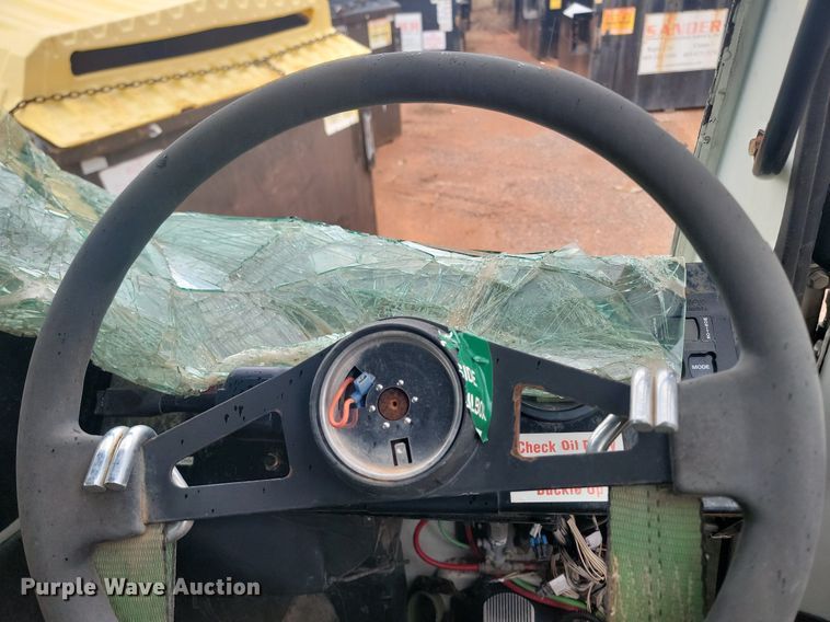 image for item NZ9768 2011 Mack LEU refuse truck