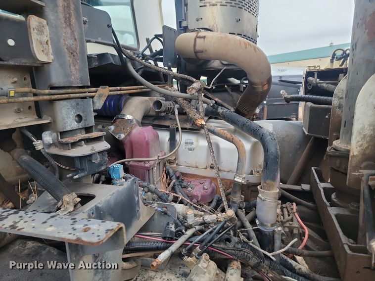 image for item NZ9768 2011 Mack LEU refuse truck