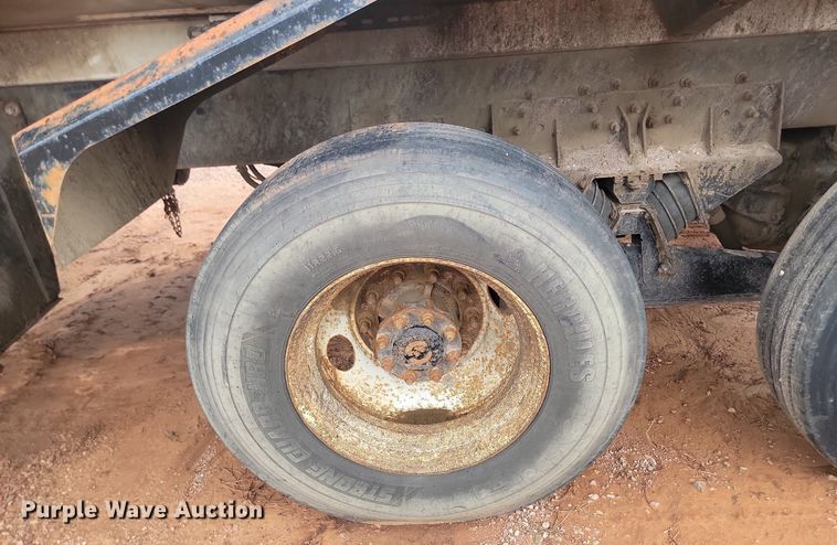 image for item NZ9768 2011 Mack LEU refuse truck