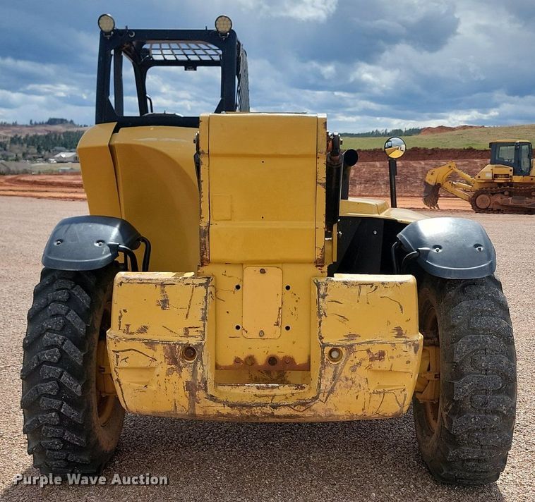 image for item NZ9770 2005 Caterpillar  TH350B telehandler