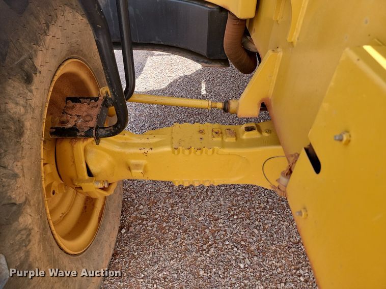 image for item NZ9770 2005 Caterpillar  TH350B telehandler