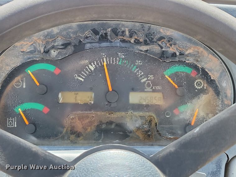 image for item NZ9770 2005 Caterpillar  TH350B telehandler