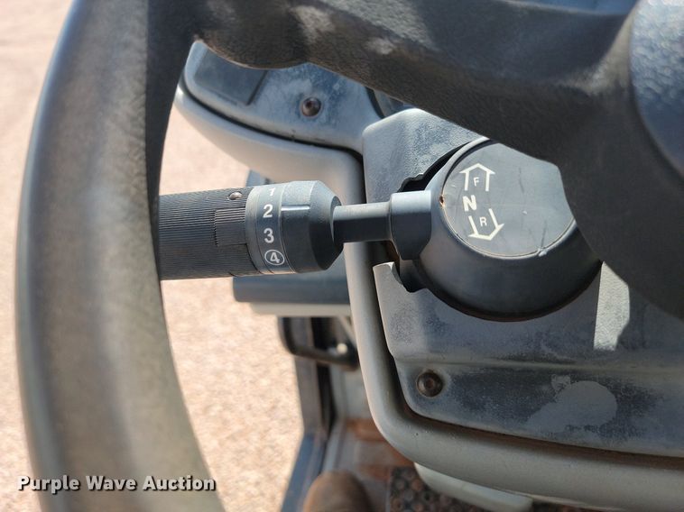 image for item NZ9770 2005 Caterpillar  TH350B telehandler