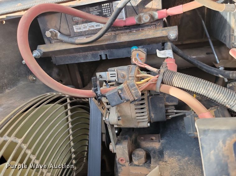 image for item NZ9770 2005 Caterpillar  TH350B telehandler