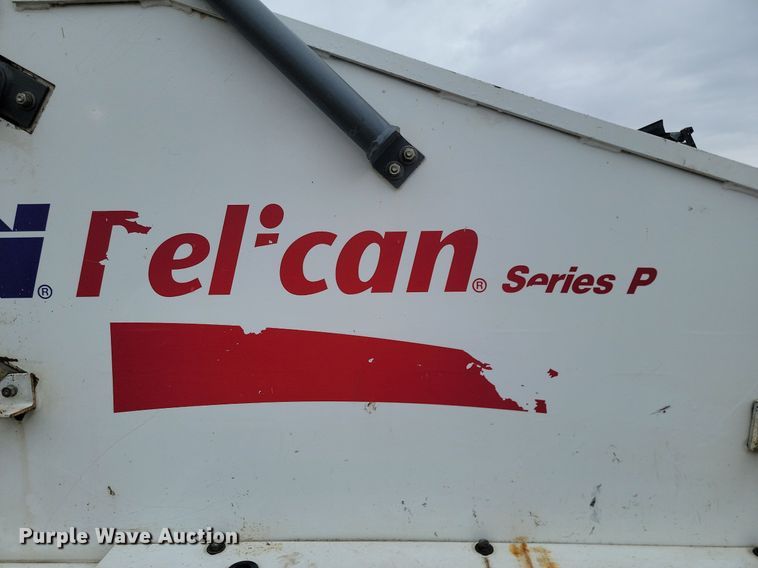 image for item NZ9818 2000 Elgin Pelican Series P street sweeper