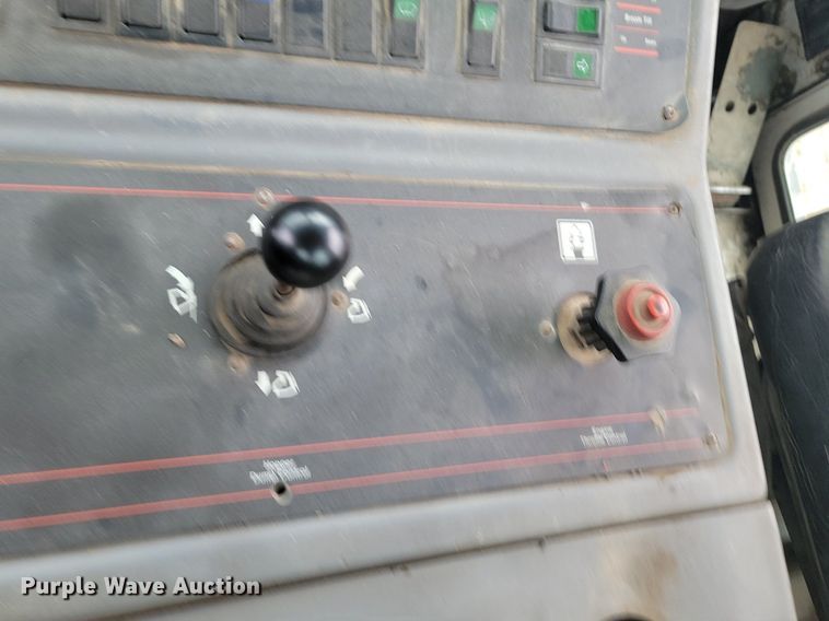 image for item NZ9818 2000 Elgin Pelican Series P street sweeper