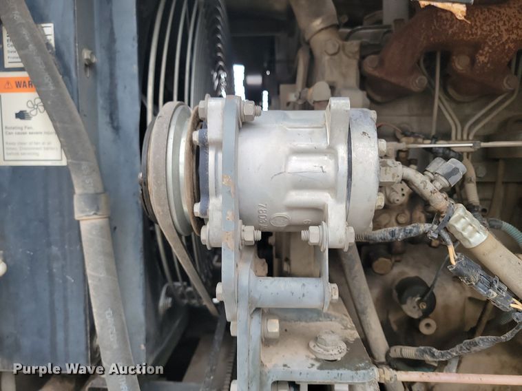 image for item NZ9818 2000 Elgin Pelican Series P street sweeper