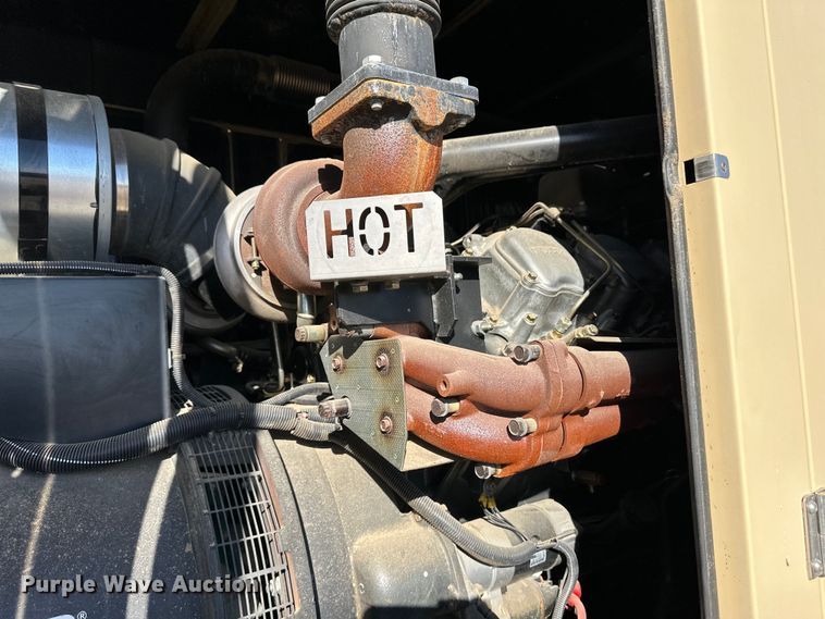 image for item OA9601 Generac 2000 Series generator