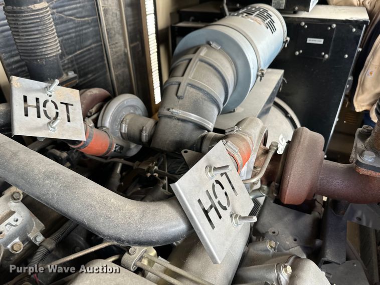 image for item OA9601 Generac 2000 Series generator