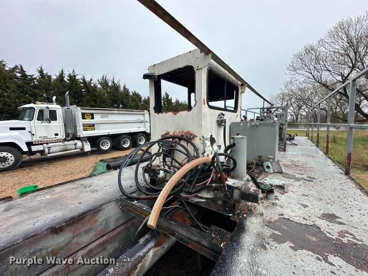 image for item OE9104 VMI MD-615 dredge