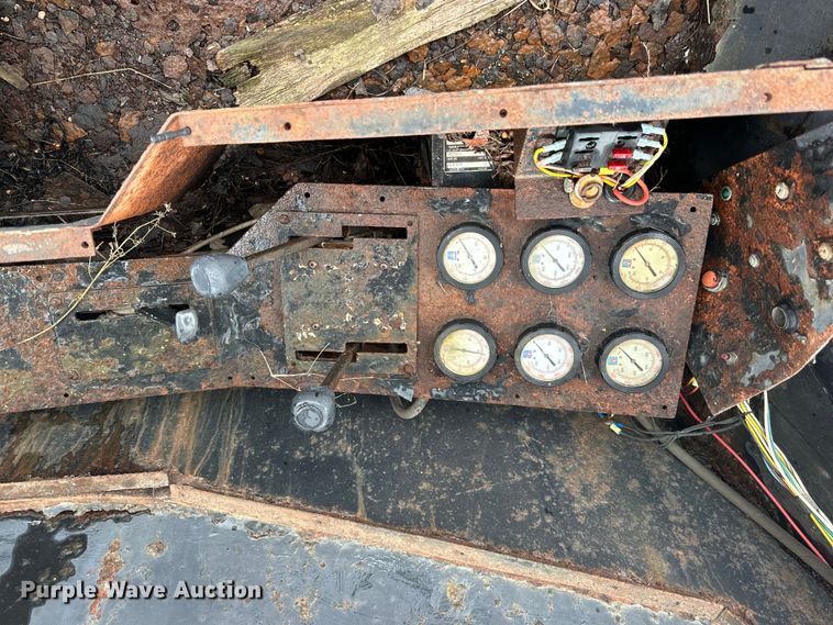 image for item OE9104 VMI MD-615 dredge