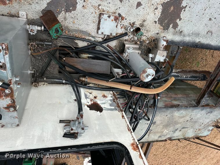 image for item OE9104 VMI MD-615 dredge