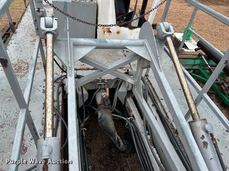 image for item OE9104 VMI MD-615 dredge