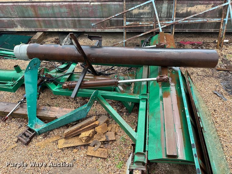 image for item OE9104 VMI MD-615 dredge